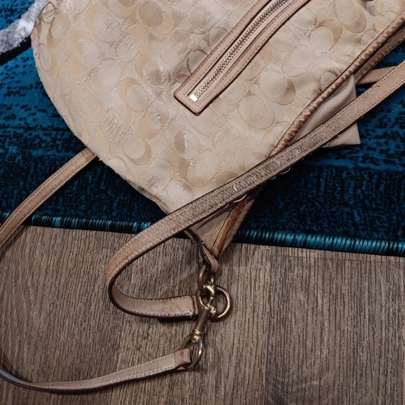 Coach Factory Women's Canvas Handbag and crossbody bag  2In 1 - Picture 9 of 9